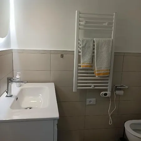 ゲストハウス Orchidea 3*