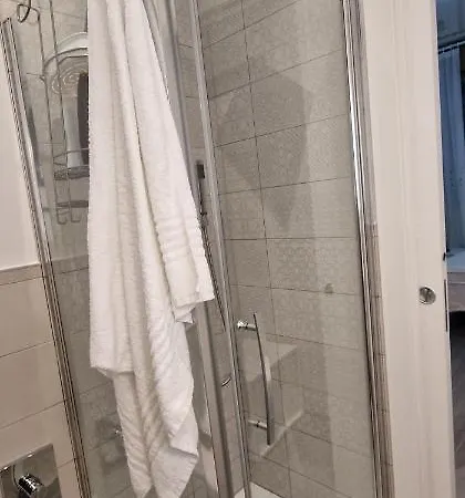 ゲストハウス Orchidea 3*