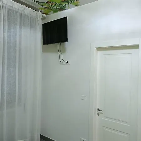 Orchidea 招待所